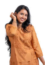 Elegant Chikankari Kurta - Image 2